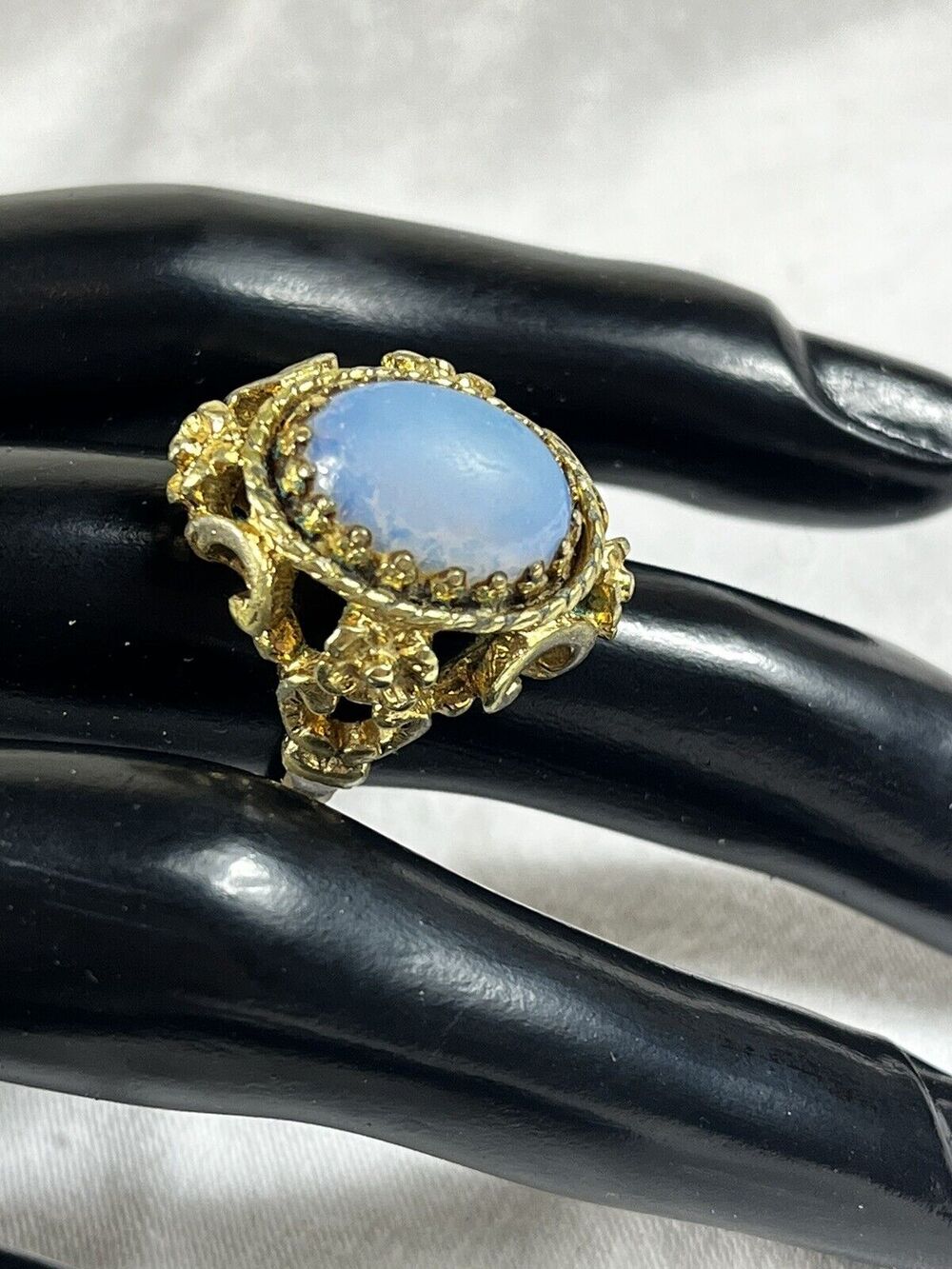 Vintage 18K HGF Gold and Faux Fire OPAL Ring Sz 6.75 Victorian Style 7.8g